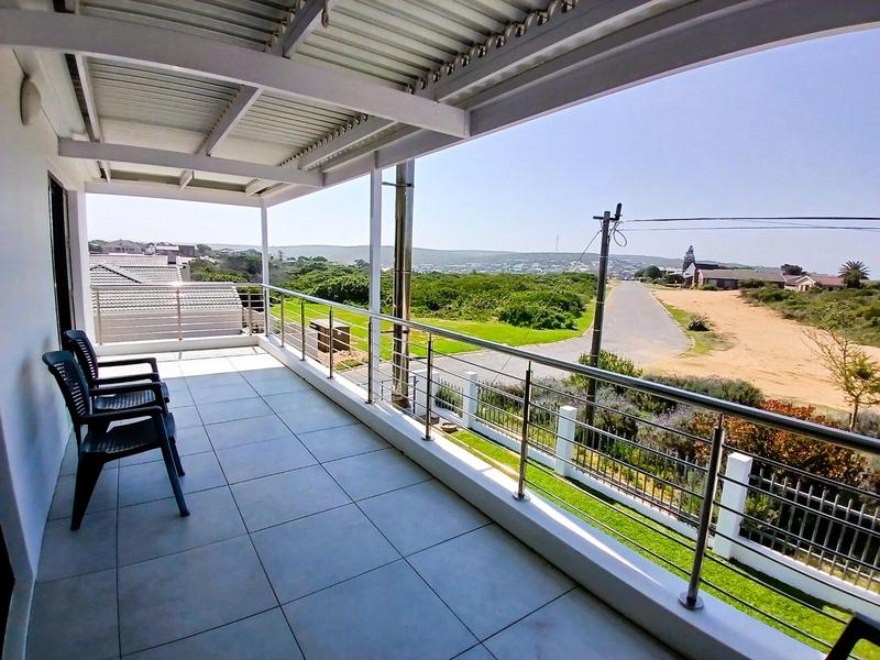 3 Bedroom Property for Sale in Stilbaai Wes Western Cape